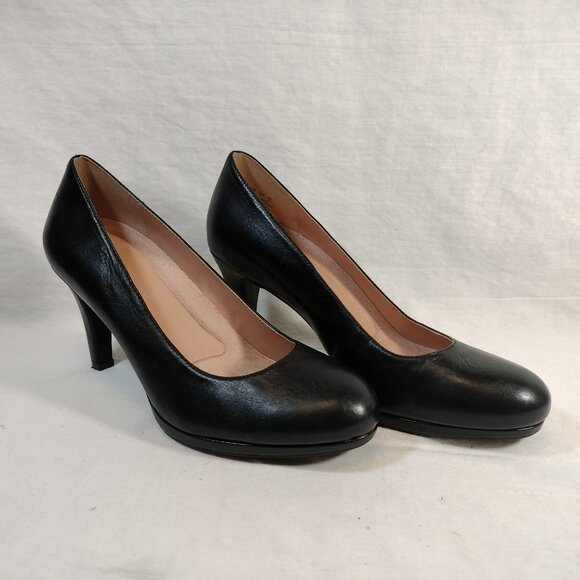 Naturalizer Michelle Black Leather Classic Pumps - Picture 1 of 9